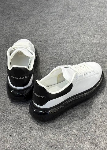 Alexander McQueen ALEXANDER MC QUEENN