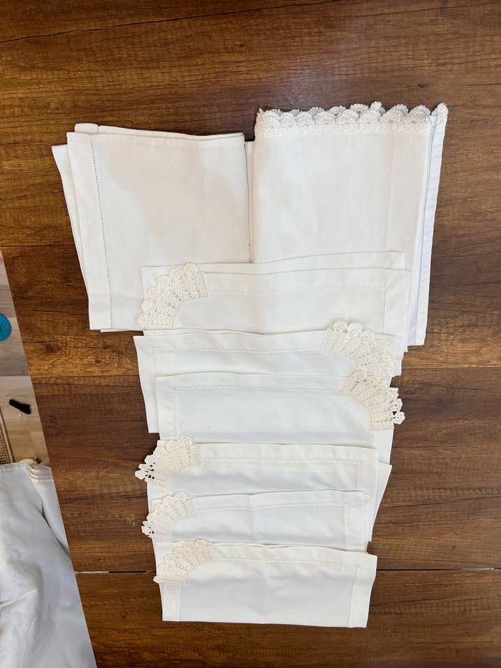 Nakışlı Beyaz Masa Örtüsü - Görsel 2