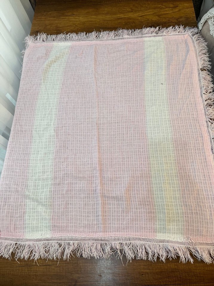 Bej Tonlarında Bağlama Desenli Masa örtüsü - Görsel 5