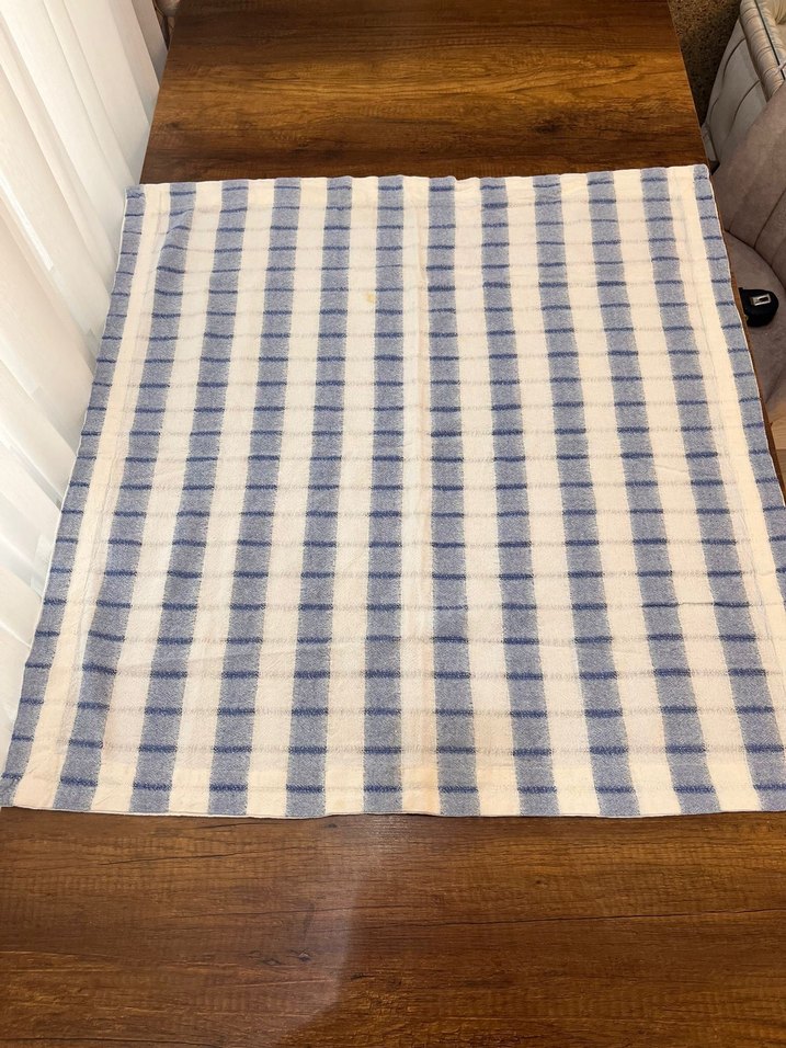 Mavi Ekose Masa Örtüsü - Görsel 2