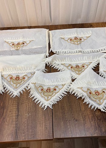 İşlemeli Beyaz  Örtüsü Seti - Görsel 3