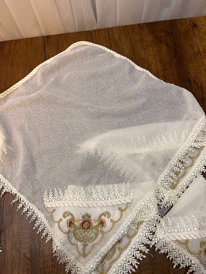 İşlemeli Beyaz  Örtüsü Seti - Görsel 5