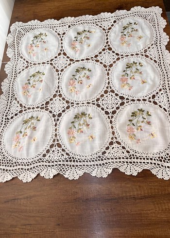 Nakışlı Vintage Beyaz Masa Örtüsü - Görsel 3