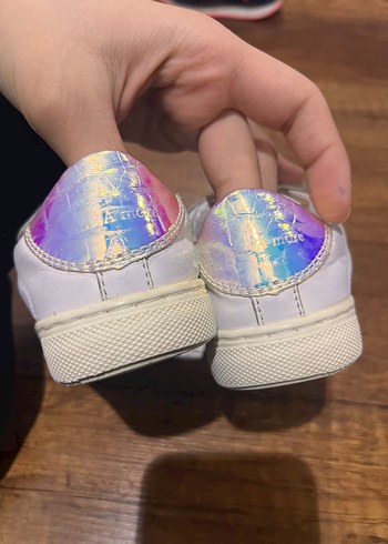 Kız Çocuk Beyaz Cırt Cırtlı Spor Ayakkabı - Görsel 9