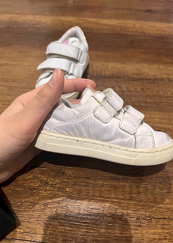 Kız Çocuk Beyaz Cırt Cırtlı Spor Ayakkabı - Görsel 3