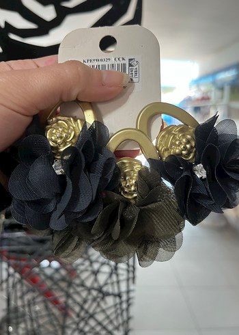 Siyah Çiçekli Uzun Püsküllü Kadın Küpe (Dilediğiniz 2 küpe 80TL) - Görsel 7