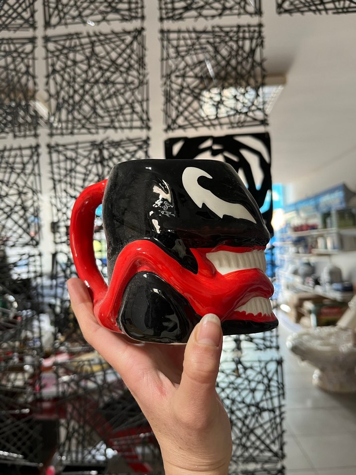 Renkli Siyah Venom Aksiyon Figürlü Kupa bardak - Görsel 2