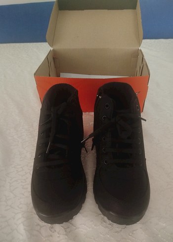 Siyah Erkek Çocuk Street Wear Bot