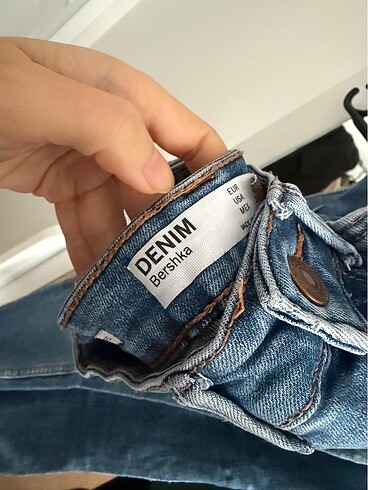 xs Beden Bershka dar paça pantolon