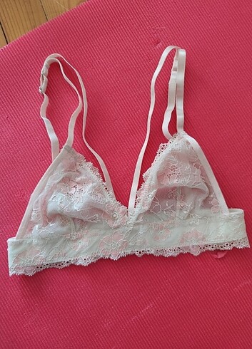 Loya bralet
