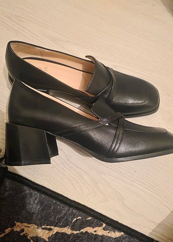 Kadın Siyah Klasik Topuklu Ayakkabı - Görsel 2