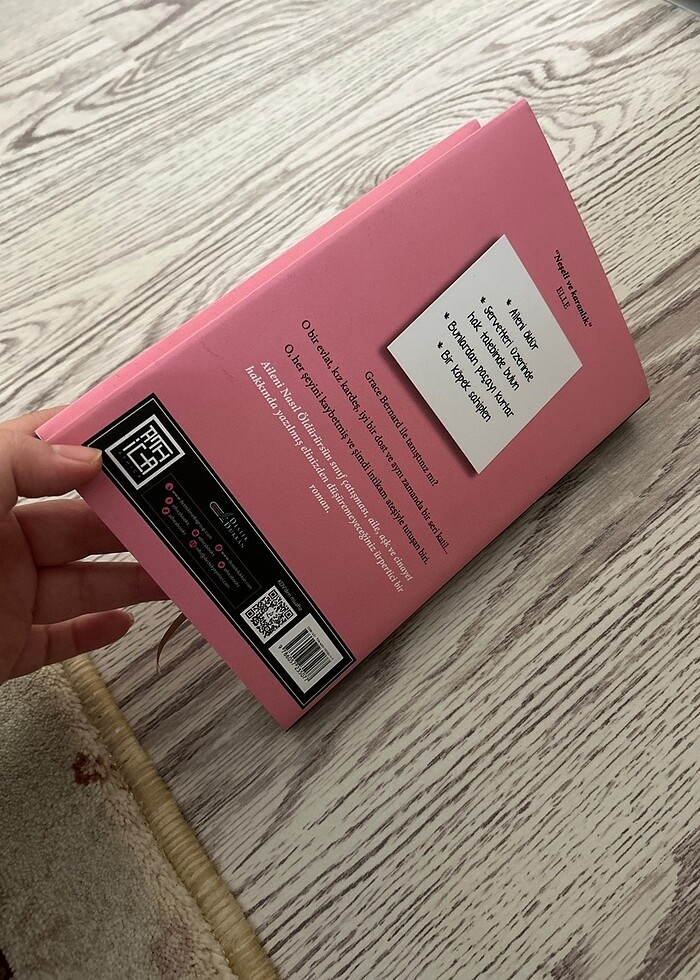 Aileni Nasıl Öldürürsün Bella Mackie - Görsel 3