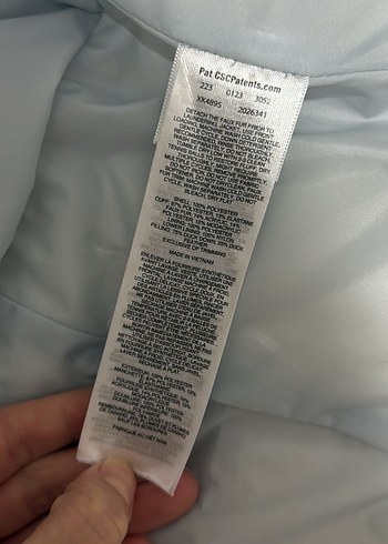 Beyaz Kürklü Kapüşonlu Kadın Kış Montu - Görsel 4