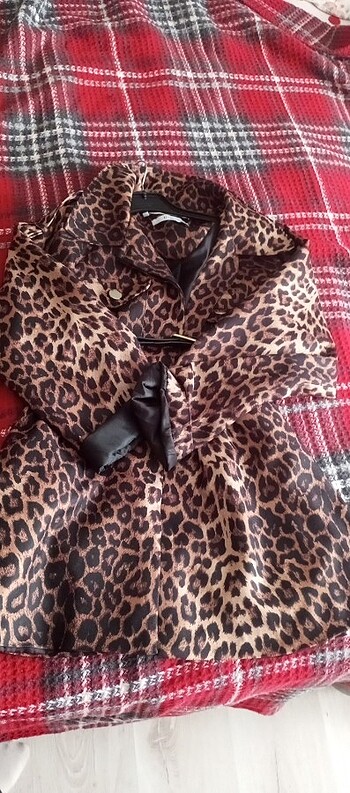 Leopar desenli ceket 