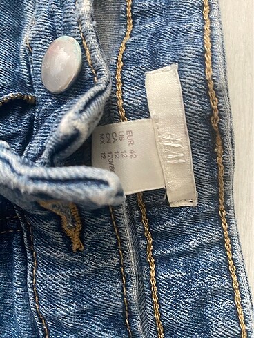 42 Beden lacivert Renk H&M kot şort