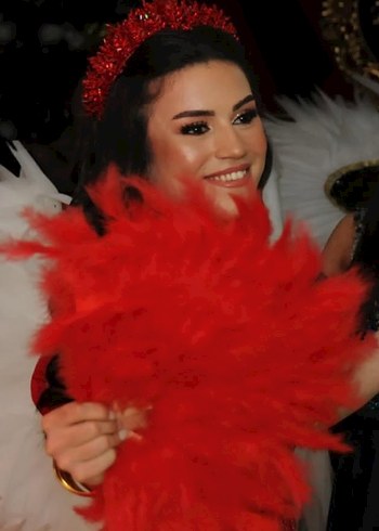 Kına Kırmızı taç - Görsel 3