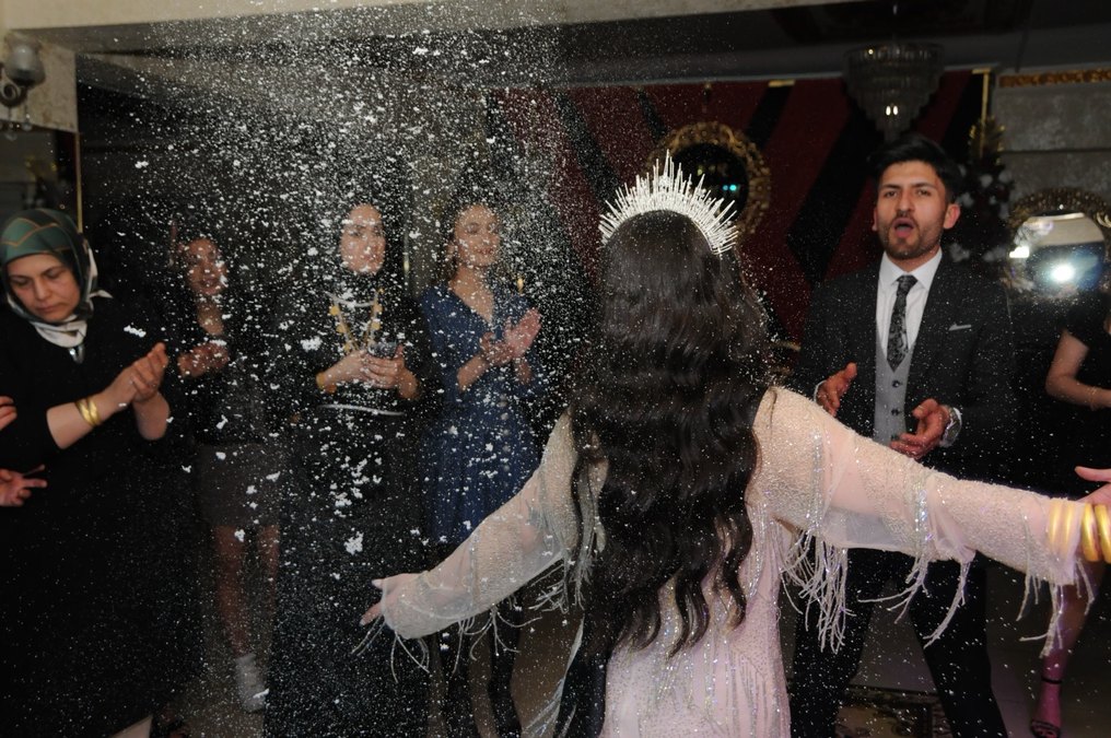 Payetli Beyaz Avant-Garde After Gelin Tacı - Görsel 3