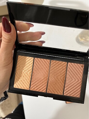 Maybelline Highlighter bronzer