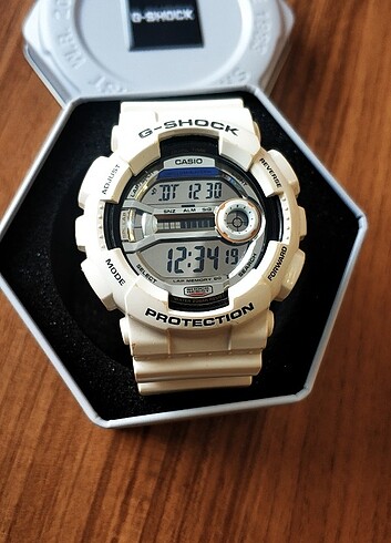 Casio Gshock beyaz 