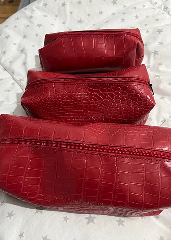 Kırmızı Deri Yılan Desenli Makyaj Çantası - Görsel 3
