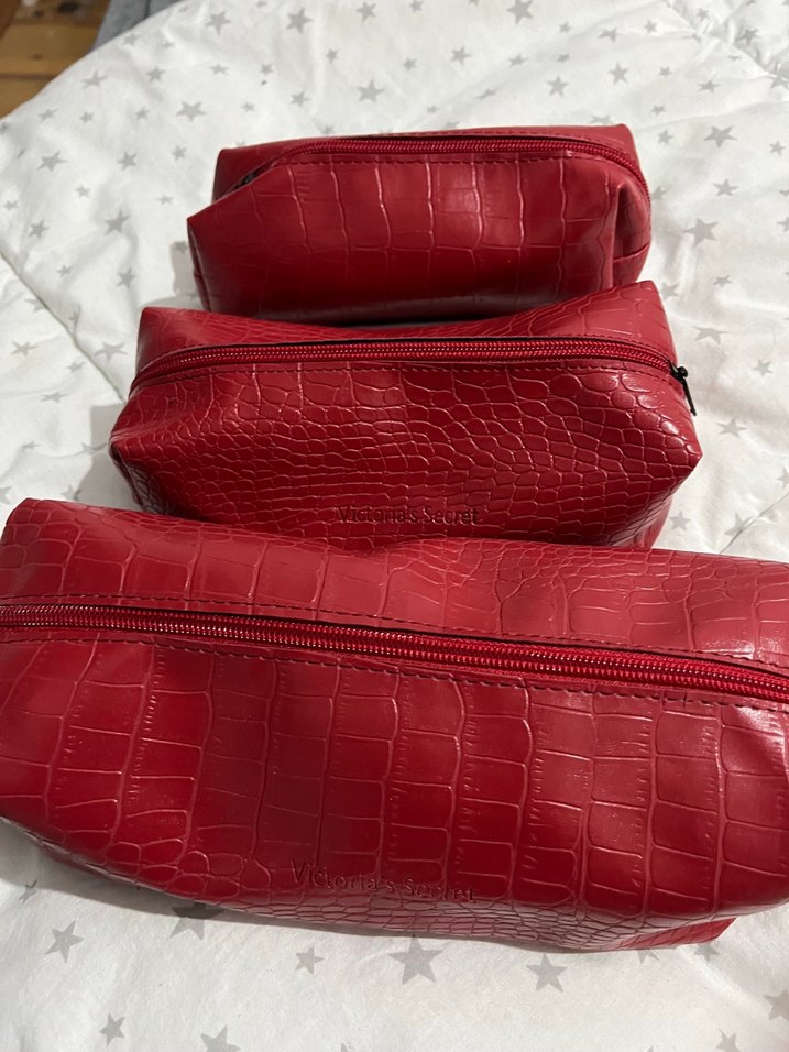 Kırmızı Deri Yılan Desenli Makyaj Çantası - Görsel 3