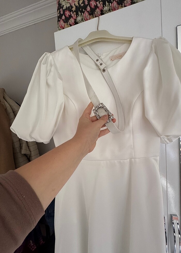 Beyaz abiye elbise - Görsel 3