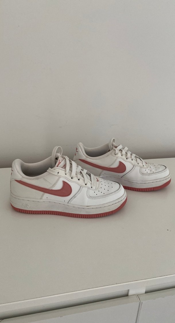 Nike spor ayakkabı - Görsel 2