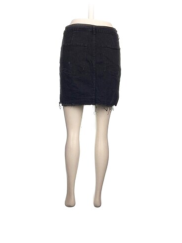 40 Beden H&M Mini Etek %70 İndirimli.