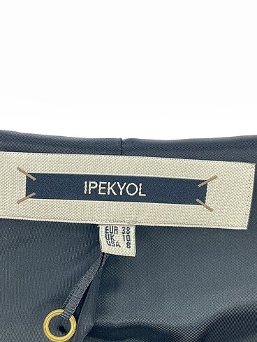 38 Beden bordo Renk ipekyol Ceket %70 İndirimli.