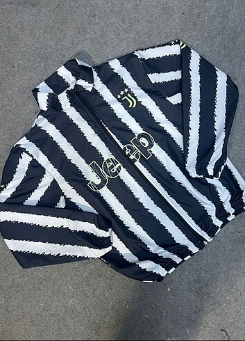 JUVENTUS YAĞMURLUK RÜZGARLIK 