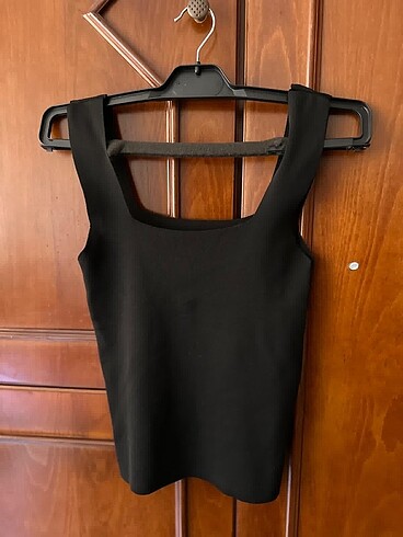 Siyah crop