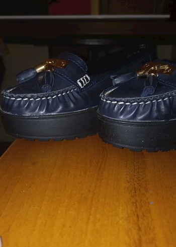 Kız Çocukları İçin Koyu Mavi Deri Tokalı Loafer - Görsel 5