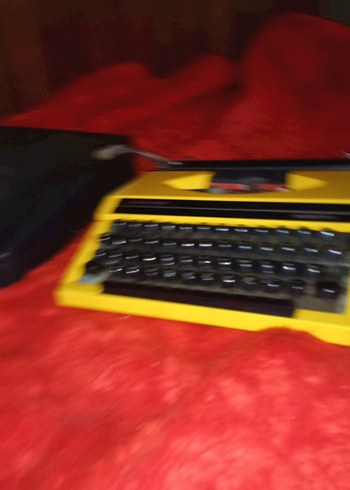 Sarı Olivetti-REED Daktilo - Görsel 5