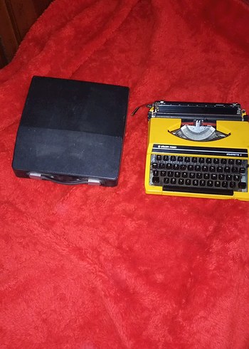 Sarı Olivetti-REED Daktilo - Görsel 2