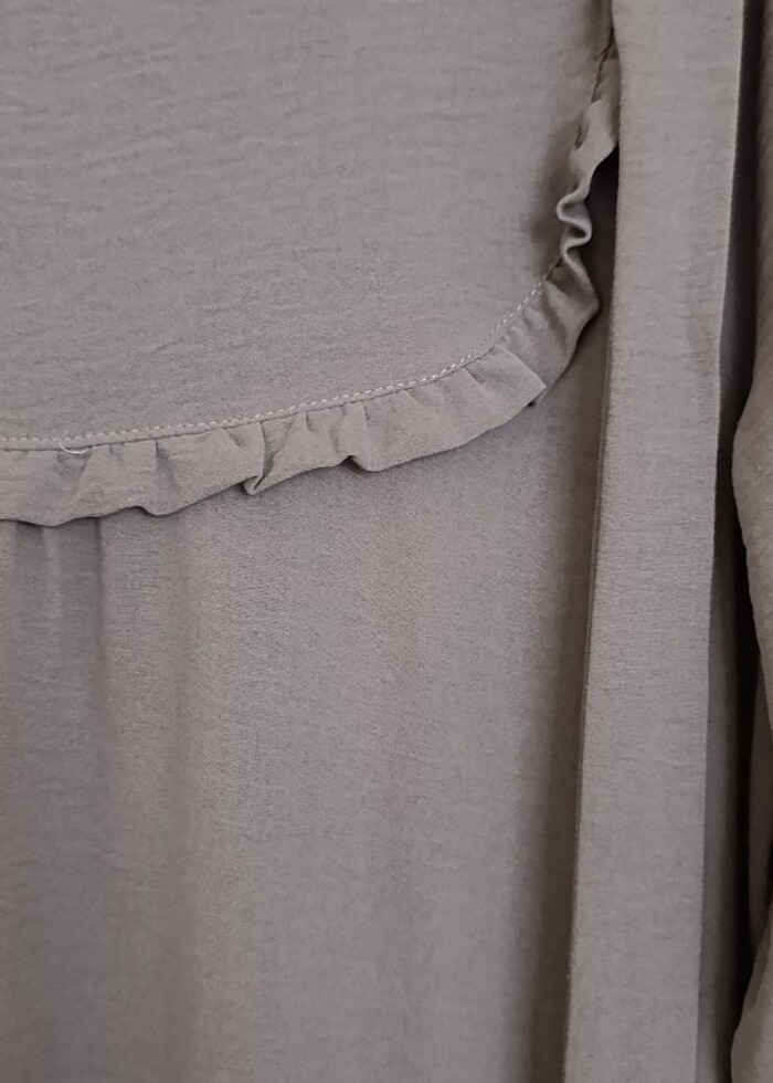 Yaka detaylı elbise - Görsel 3