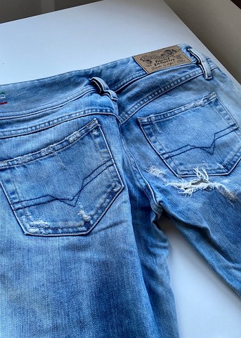 Diesel Kadın Mavi Bol Kesim Yırtık Kot Pantolon orjinal diesel - Görsel 4