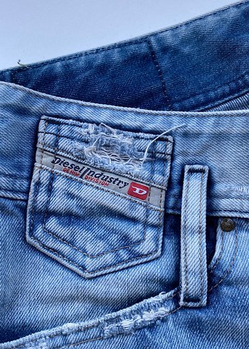 Diesel Kadın Mavi Bol Kesim Yırtık Kot Pantolon orjinal diesel - Görsel 2