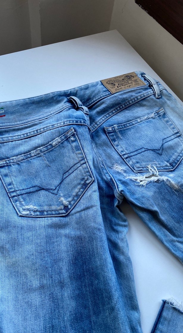 Diesel Kadın Mavi Bol Kesim Yırtık Kot Pantolon orjinal diesel - Görsel 4