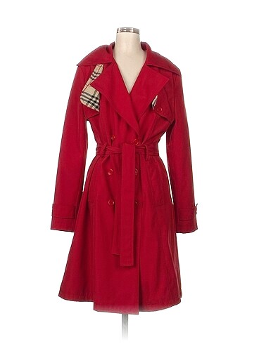 Burberry Trenchcoat %70 İndirimli.