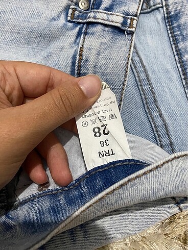 28 Beden mavi Renk Açık mavi pantolon