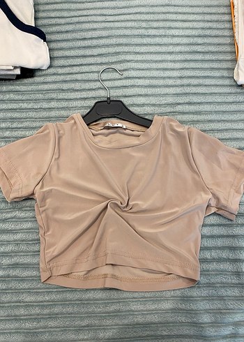 Bej Kısa Kollu Crop Top