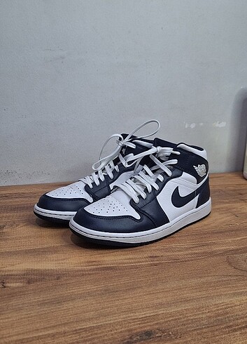 Air Jordan 1 High Obsidian Orijinal