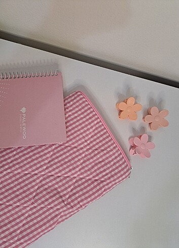  Beden Tablet/laptop kılıfı 