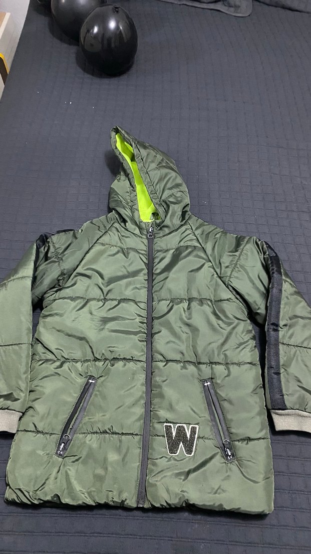 Küçük geldiği için satiyorum Çocuk Kapüşonlu Fermuarlı Mont - Görsel 5