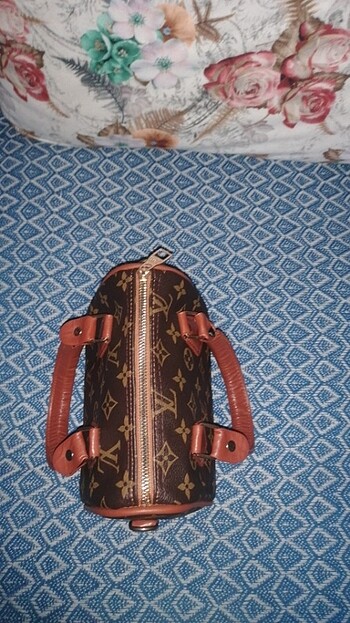 Louis Vuitton çanta