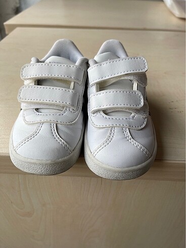 Adidas Spor Ayakkabı