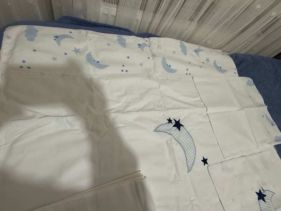 Mavi Ay ve Yıldız Desenli Çocuk Uyku Seti - Görsel 5