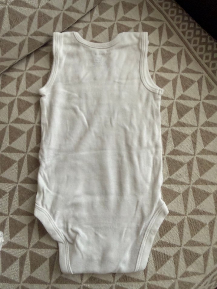 Beyaz Pamuklu Kolsuz Bebek Body - Görsel 3