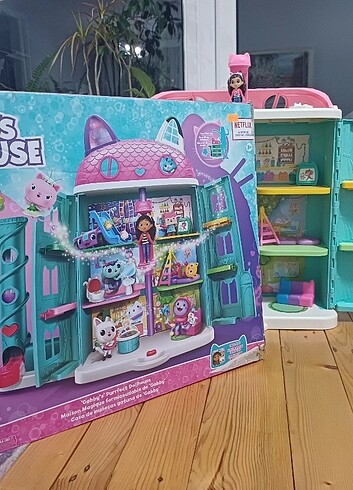 Gabby's dollhouse gabby'nin hayal evi