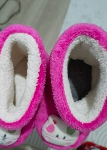 Kız Çocuk Pembe Nakışlı Sıcak Ev Terliği - Görsel 9